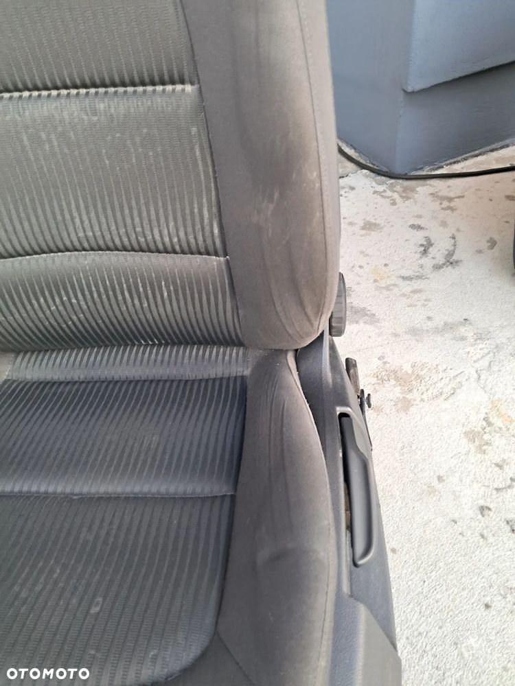 Fotele Siedzenia Boczki Komplet Welur Audi A4 B8 Europa Sedan - 4