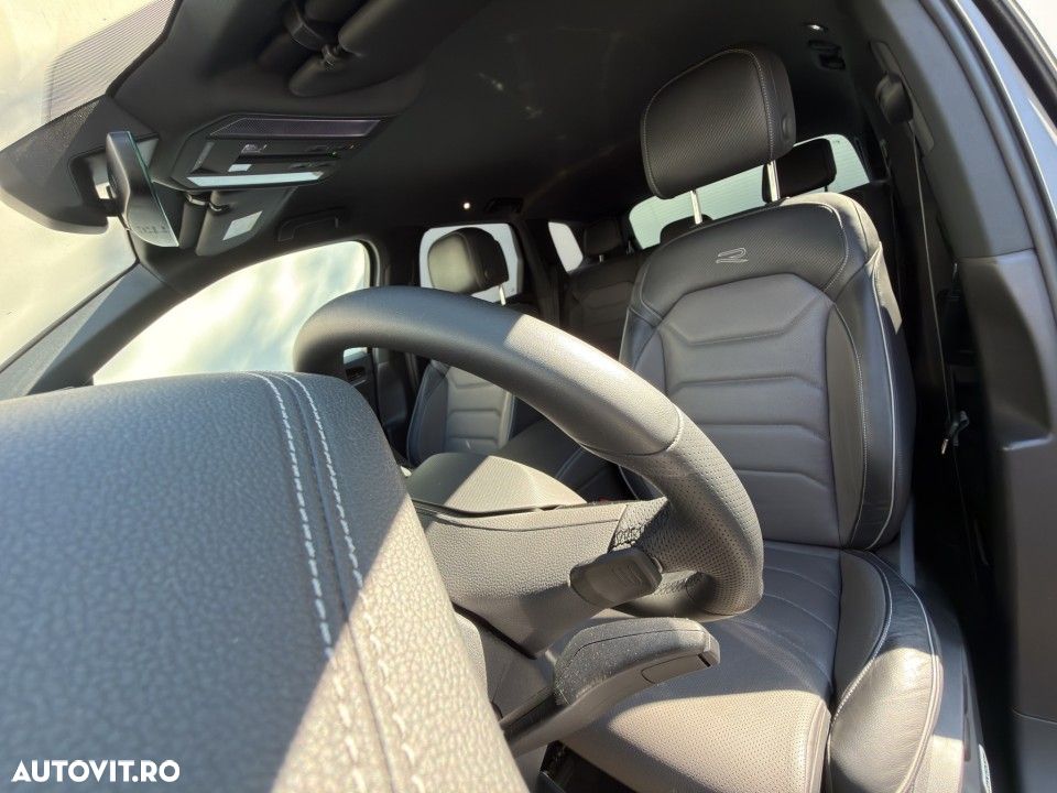 Volkswagen Touareg - 13