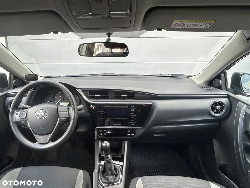 Toyota Auris 1.6 Active - 22