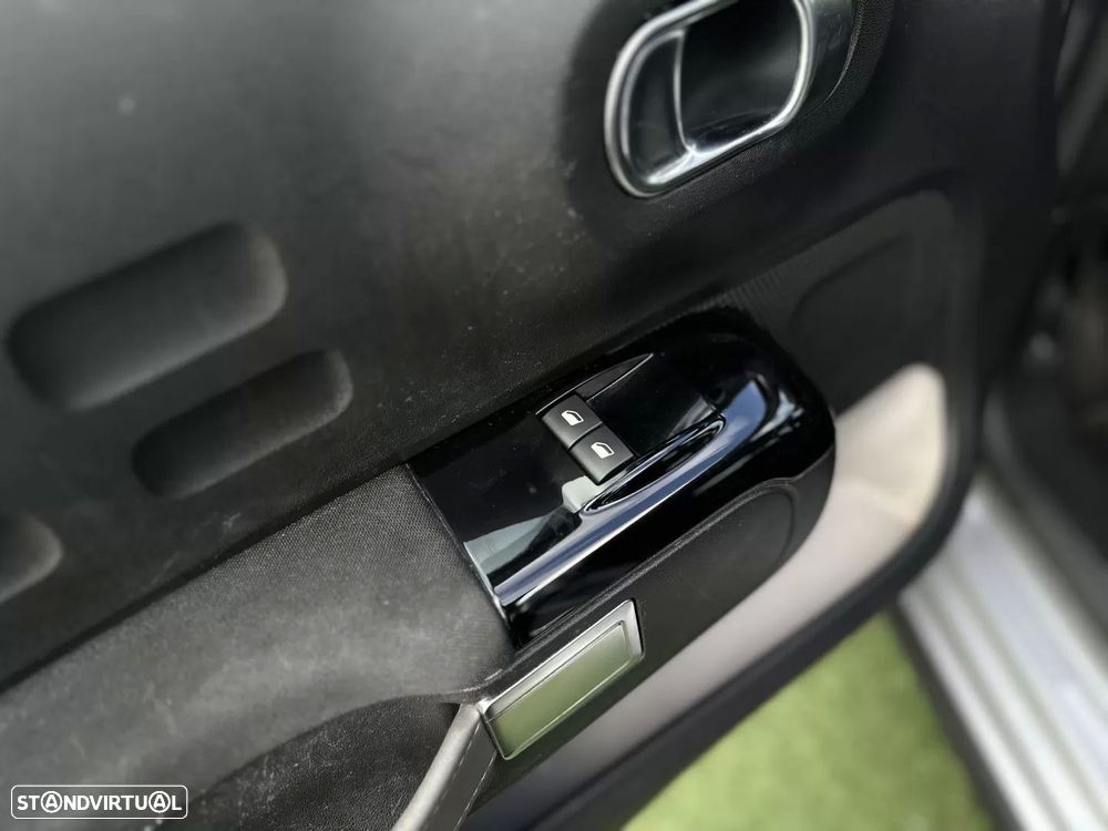 Citroën C3 1.2 PureTech Feel - 29