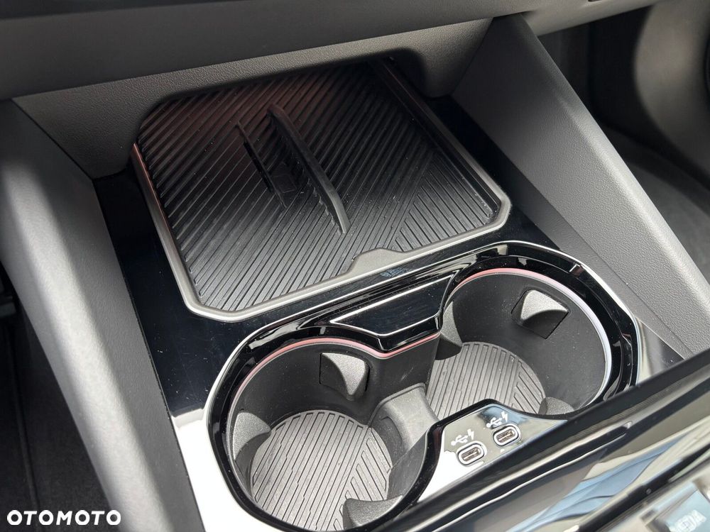 BMW Seria 5 520d xDrive mHEV M Sport - 26
