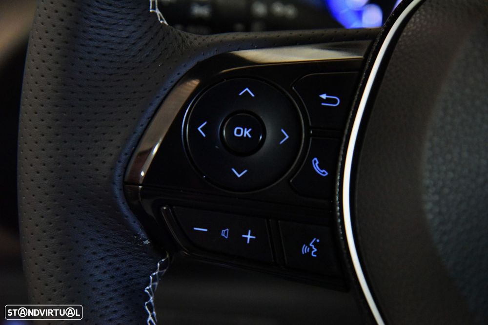 Toyota Corolla Touring Sports - 14