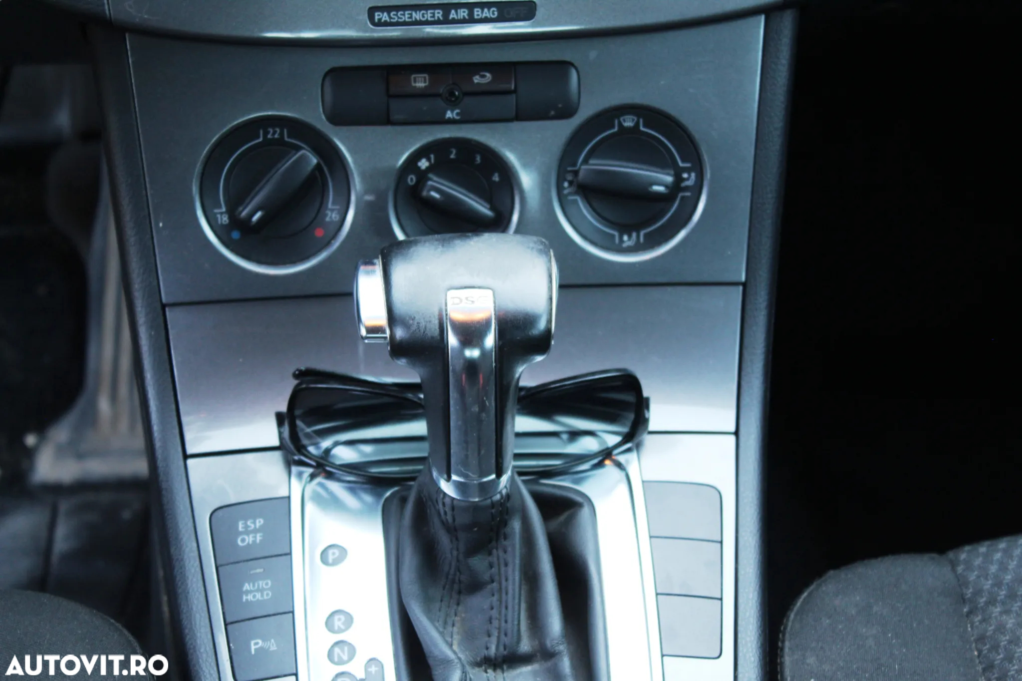 Volkswagen Passat Variant 2.0 TDI DPF DSG Comfortline - 14