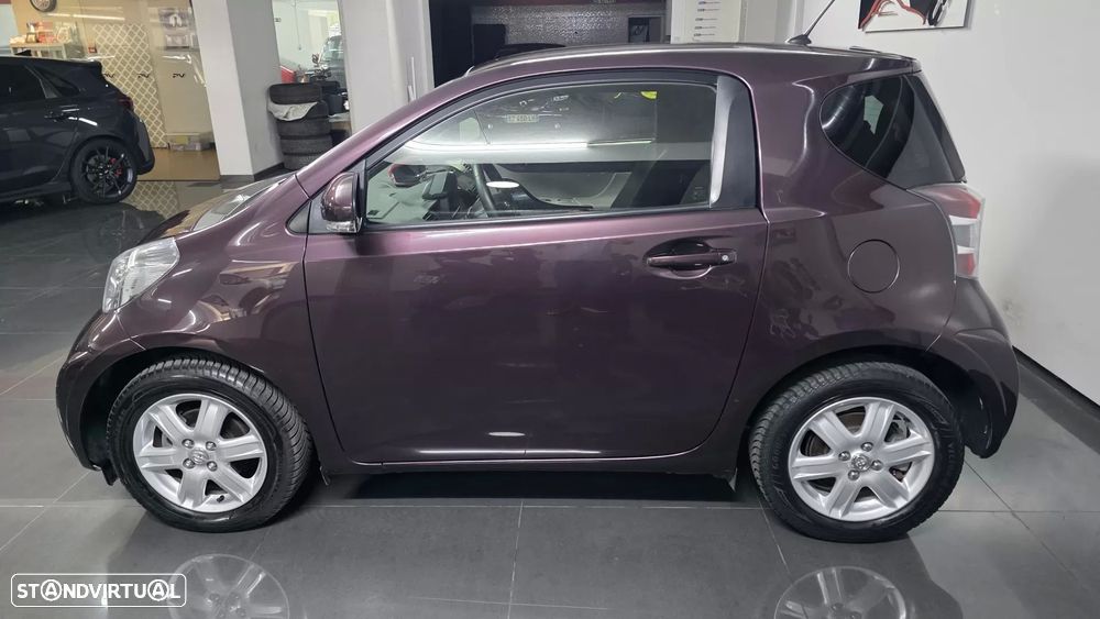 Toyota iQ 1.0 VVT-i 2 MultiDrive - 21