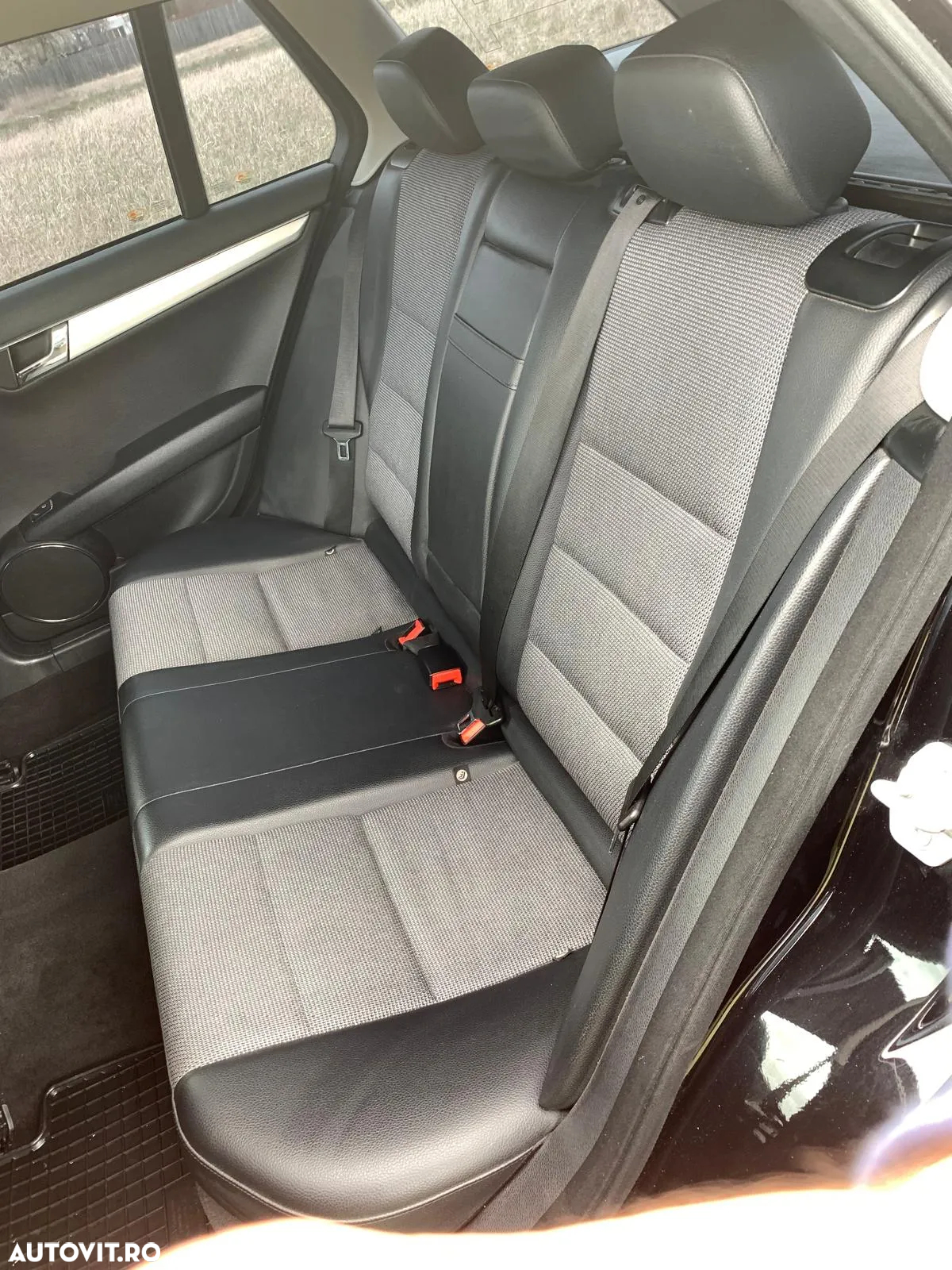 Mercedes-Benz C - 15