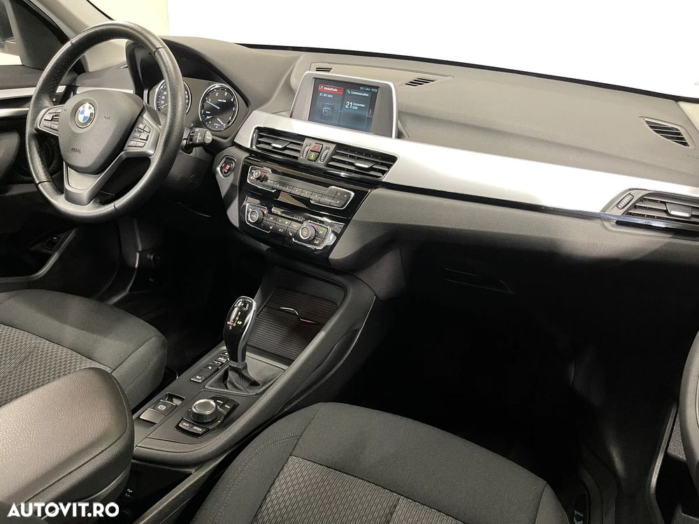 BMW X1 2022 — imagine 8
