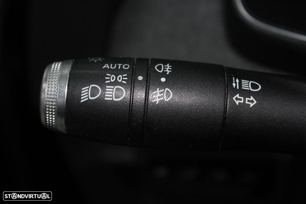 Renault Zoe (c/ Bateria) EV50 135hp Techno - 17