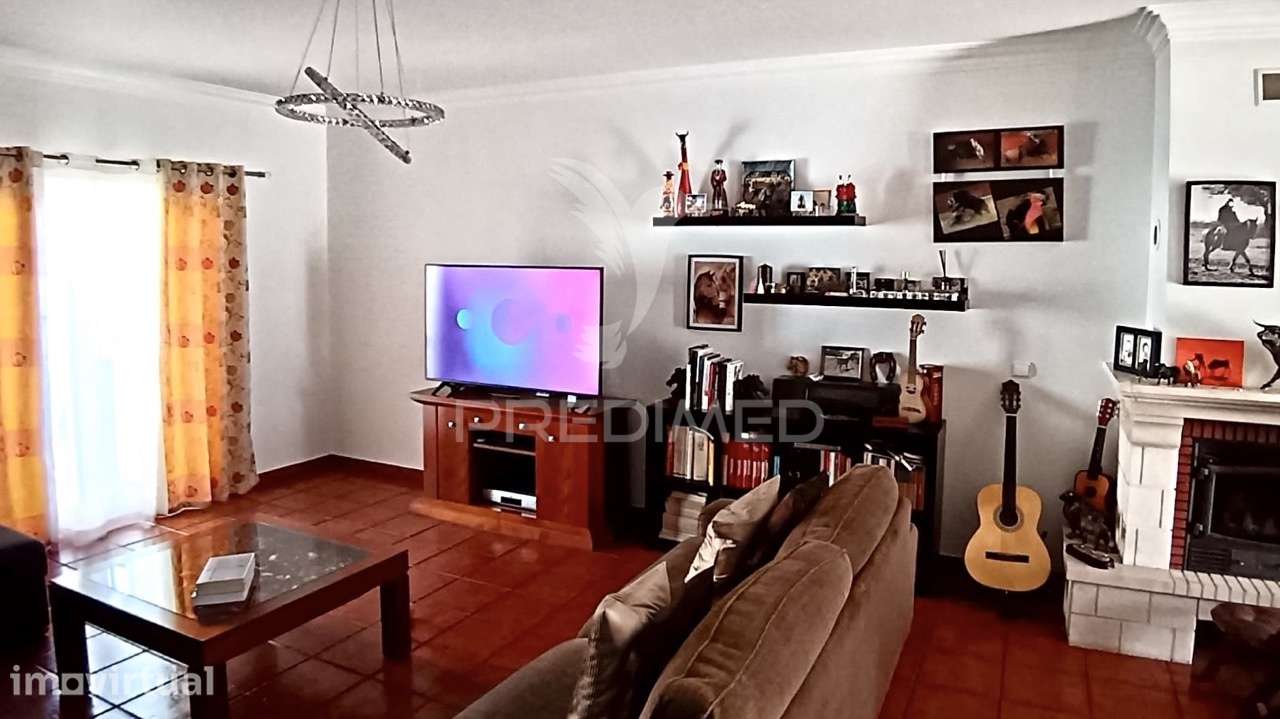 Moradia T3 em Sarilhos Pequenos, Moita - Grande imagem: 2/13