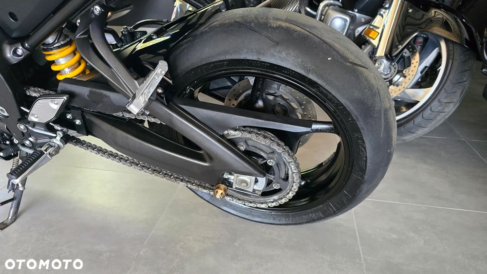 Yamaha FZ8 - 14