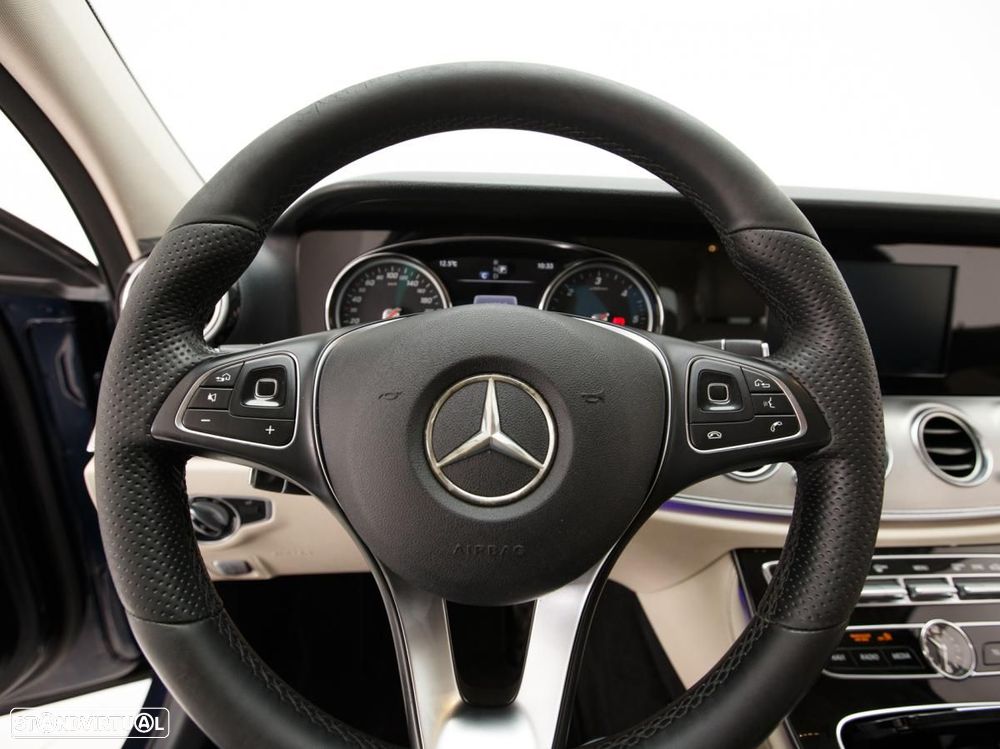 Mercedes-Benz E 220 - 17