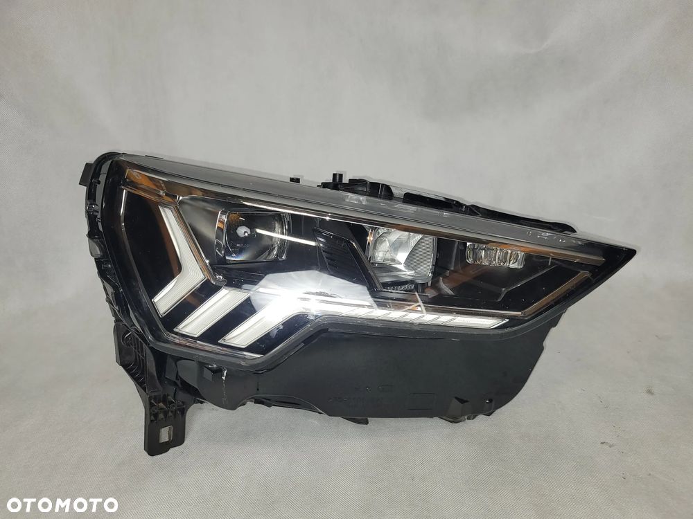 AUDI Q3 II 83A- LAMPA LAMPY PRZEDNIE PRZÓD FULL LED - 10