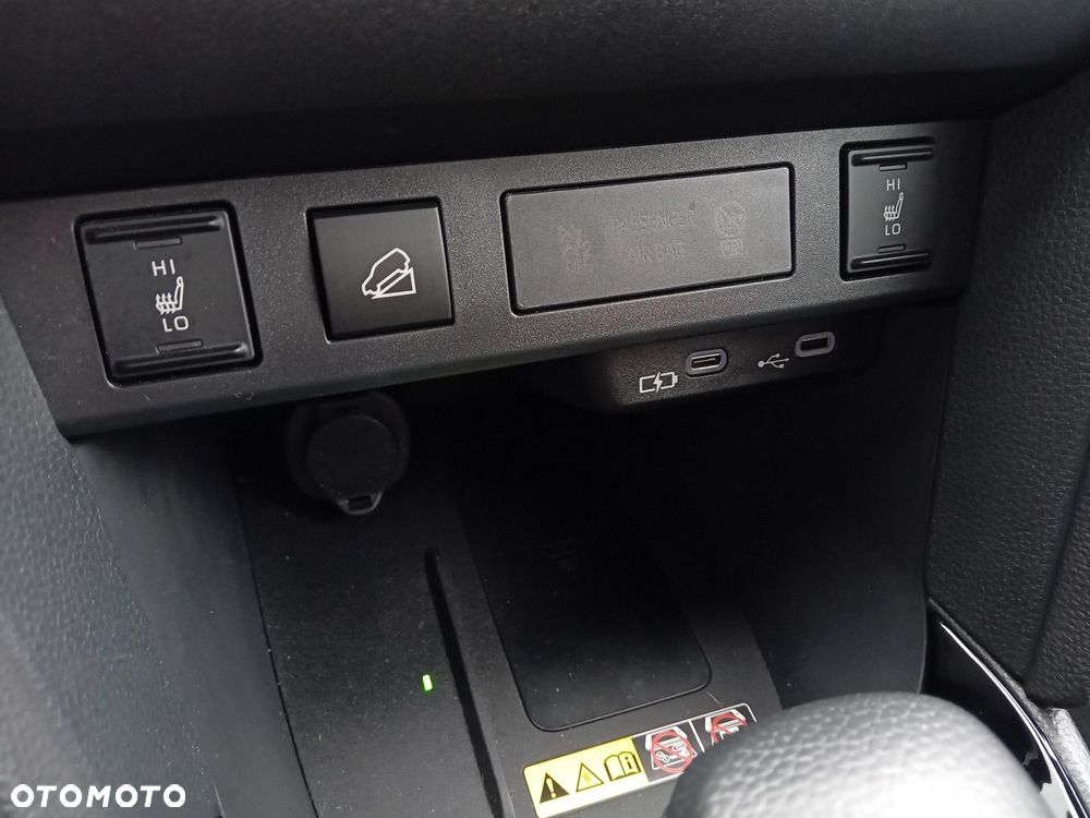 Toyota Yaris Cross - 21