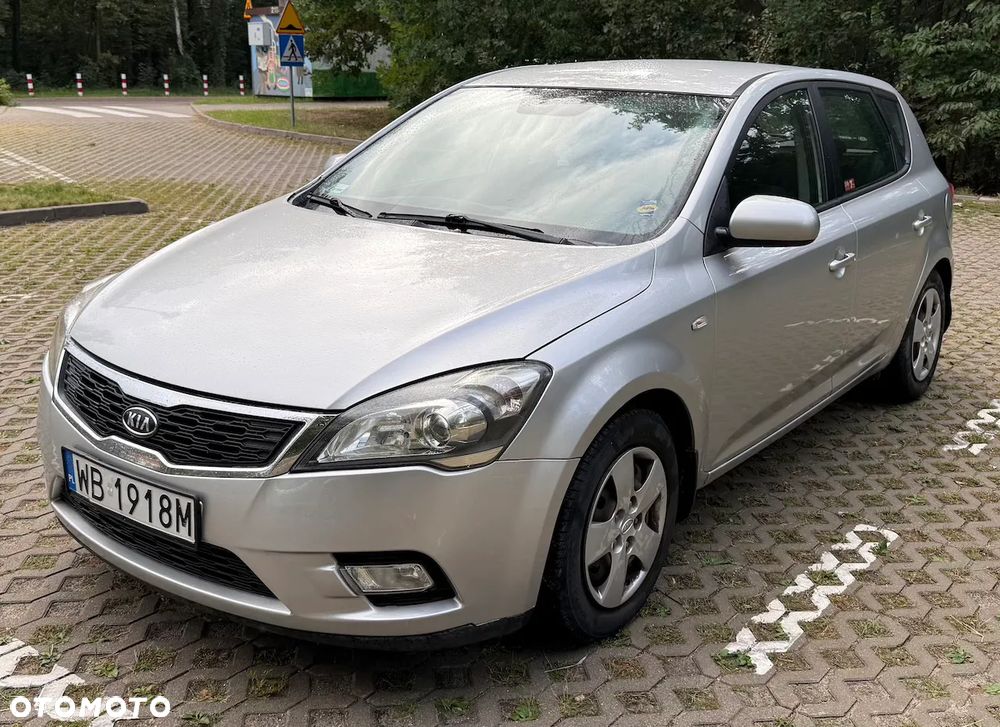 Kia Ceed 1.6 Crdi Comfort - 2