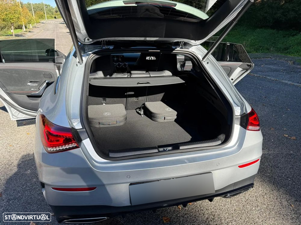 Mercedes-Benz CLA 250 e Shooting Brake AMG Line - 17