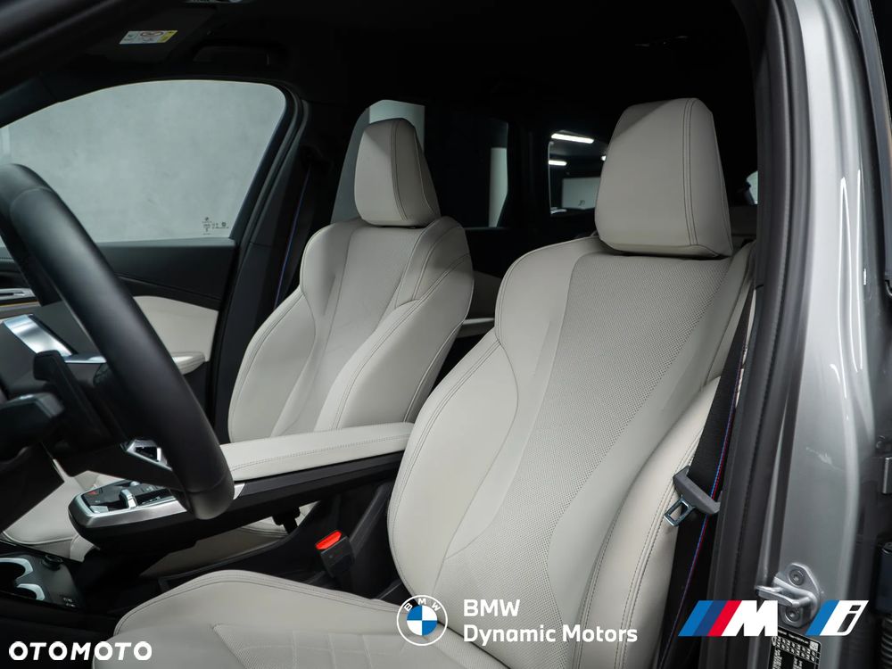 BMW X1 - 15