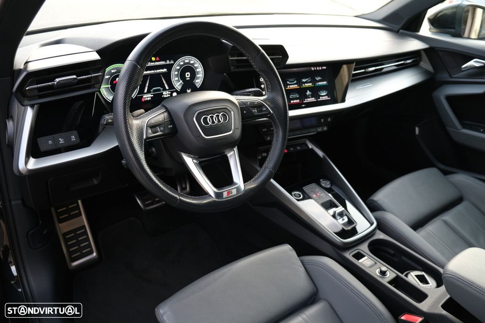 Audi A3 Sportback 40 TFSIe S tronic S line - 9