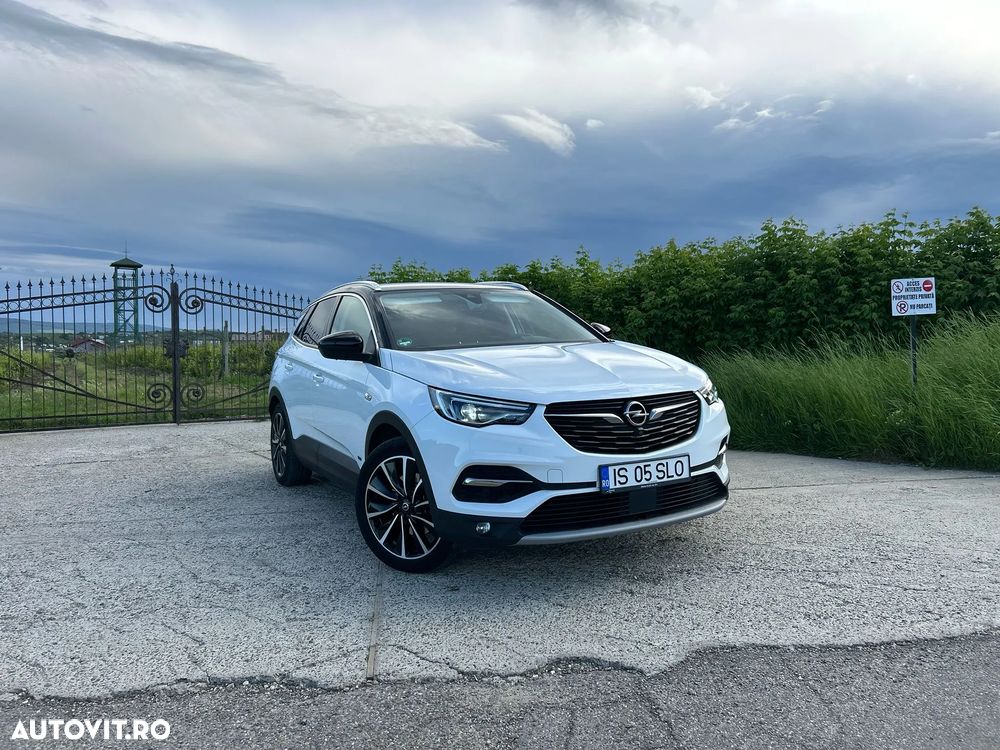 Opel Grandland X Plug-in-Hybrid4 1.6 DI Start/Stop Aut Business INNOVATION - 3