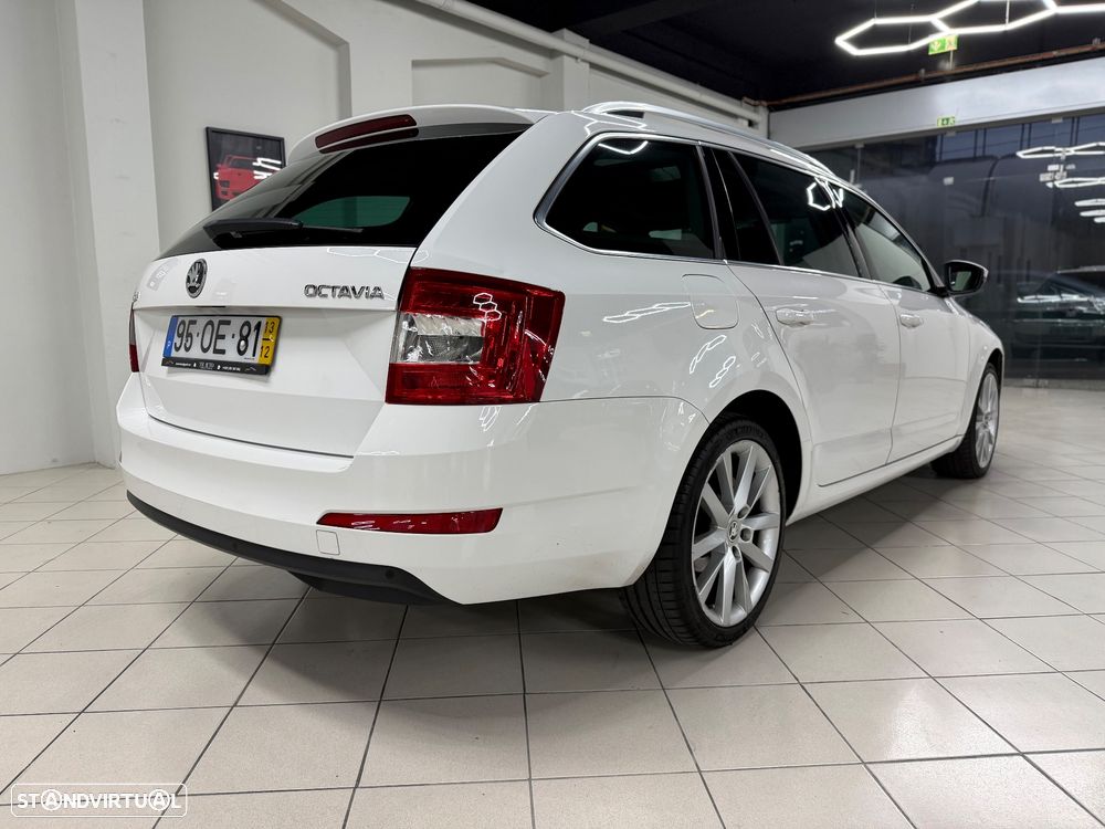 Skoda Octavia Break 1.6 TDi Sportline Pack DSG - 5