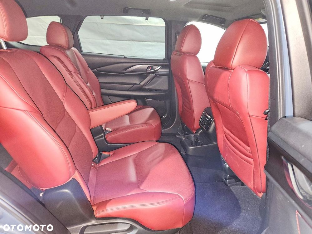 Mazda CX-9 - 8