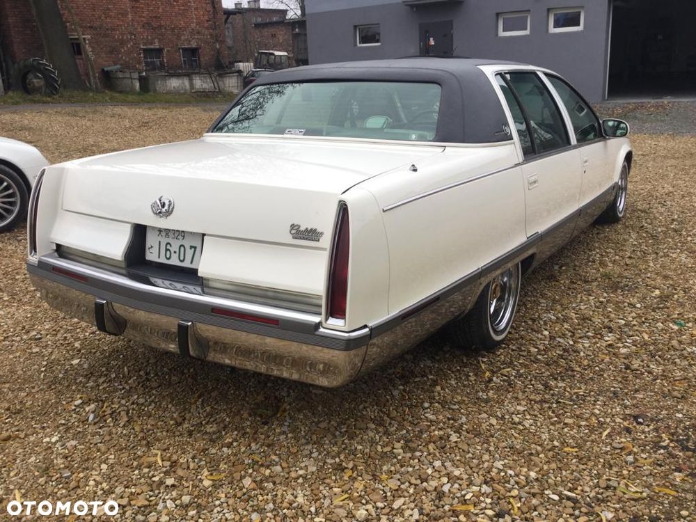 Cadillac Fleetwood - 14