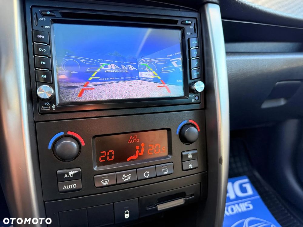 Peugeot 207 Outdoor 1.4 - 19