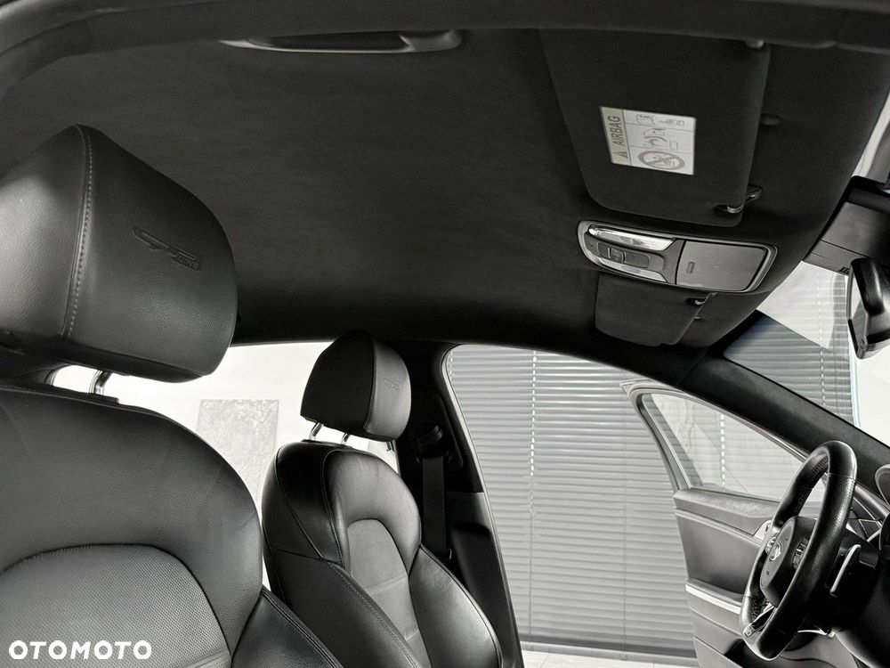 Kia Stinger 2.0 T-GDI GT Line - 35