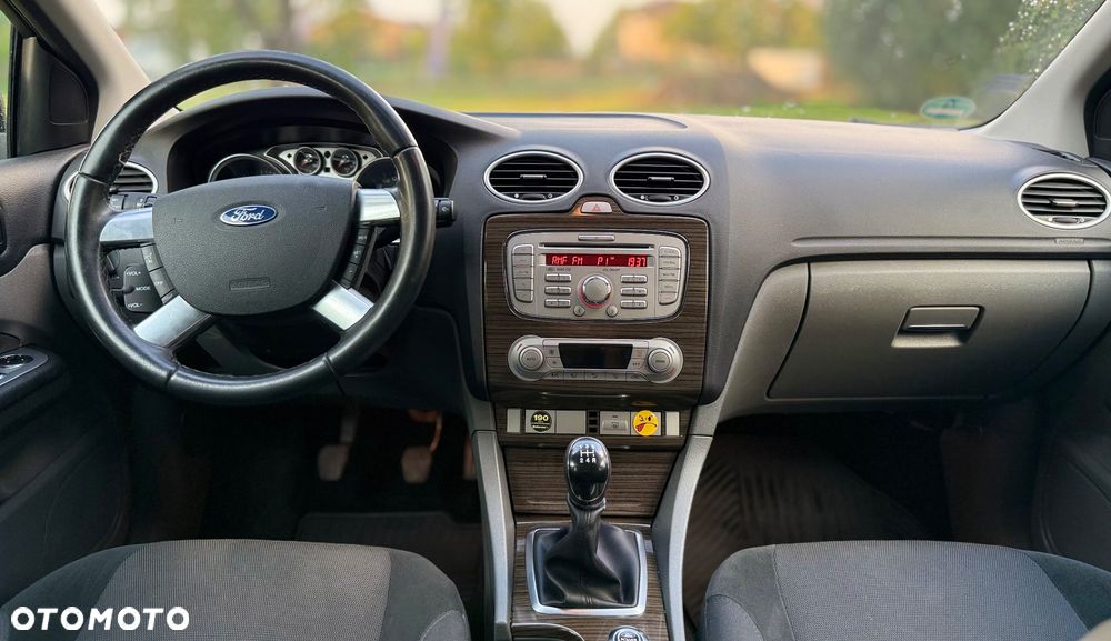 Ford Focus - 9