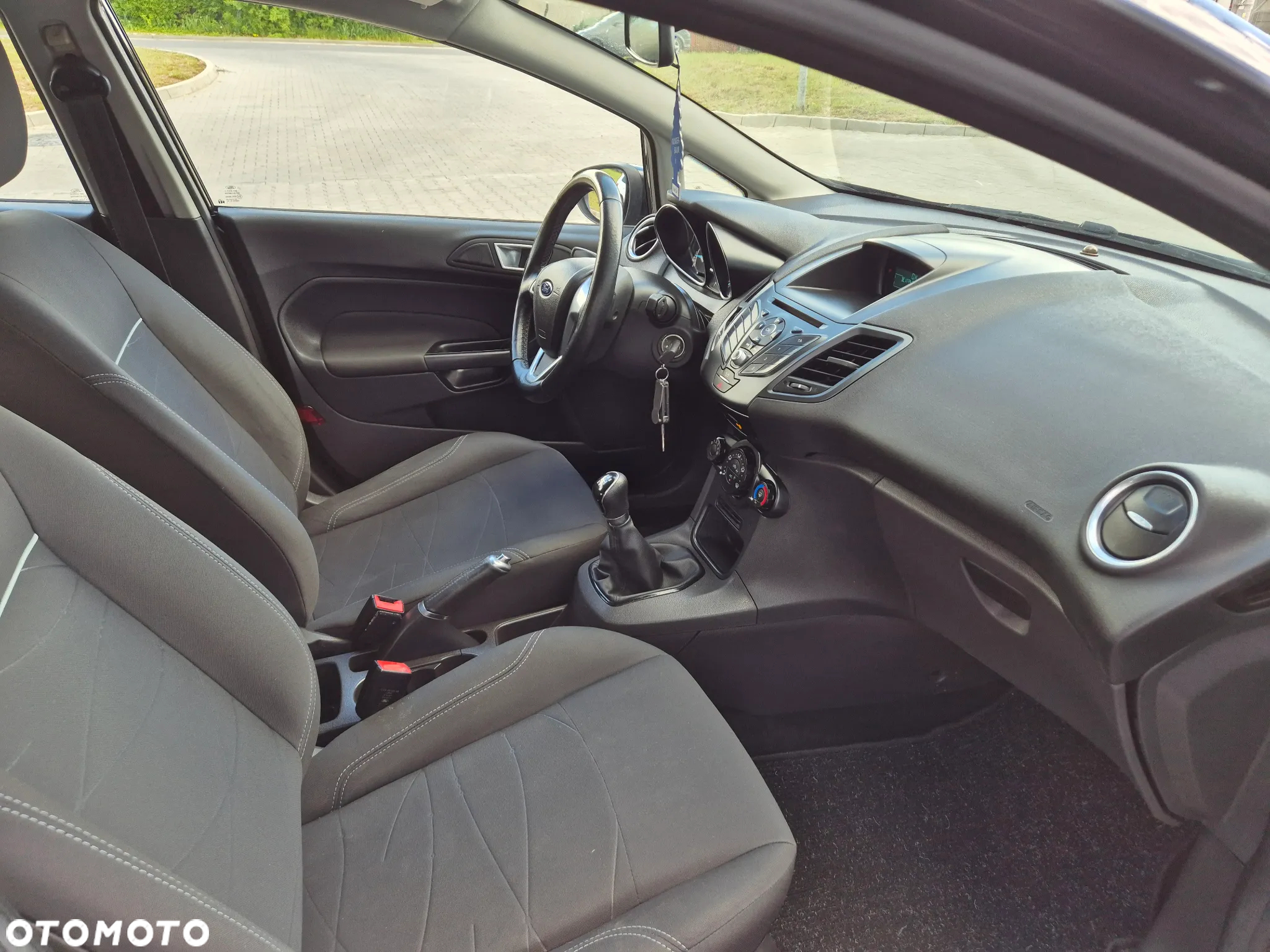 Ford Fiesta 1.25 Silver X (Trend) EU6 - 11