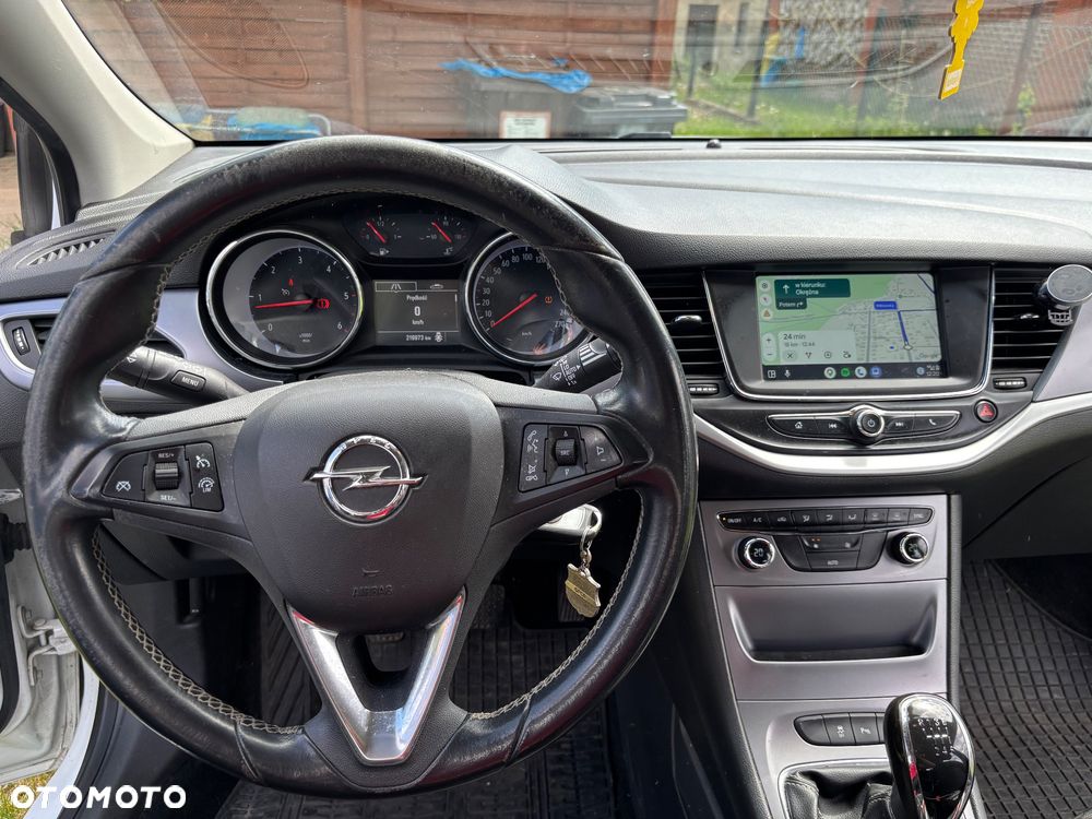Opel Astra 1.6 CDTI Enjoy - 11