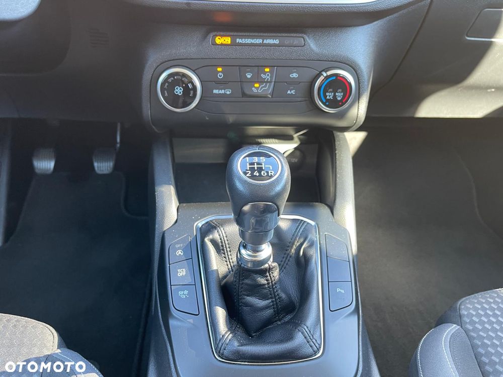Ford Focus - 18