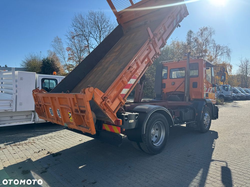 Iveco Eurocargo Wywrotka 3 str SPECJALNY Solarka Piaskarka Czołownica - 7