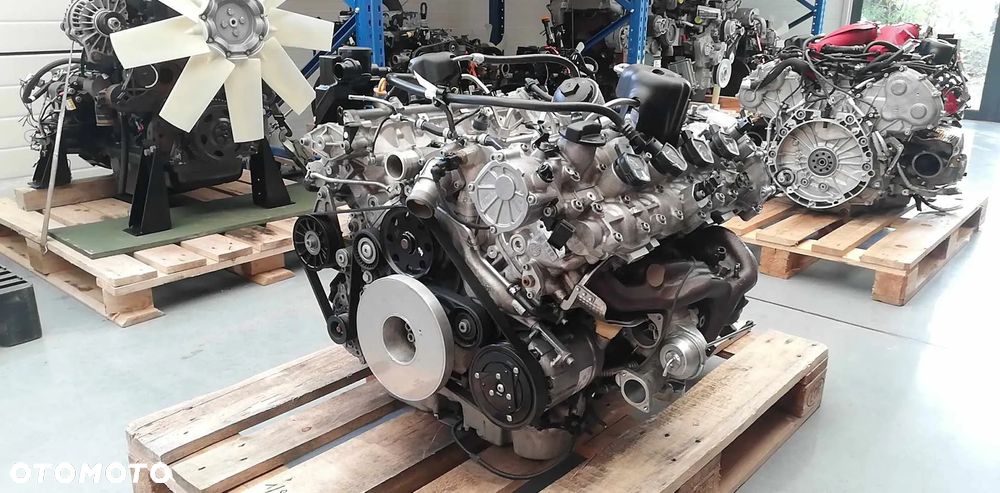 silnik Ferrari Portofino V8 Bi-Turbo 299065 60 975 zł netto - 7