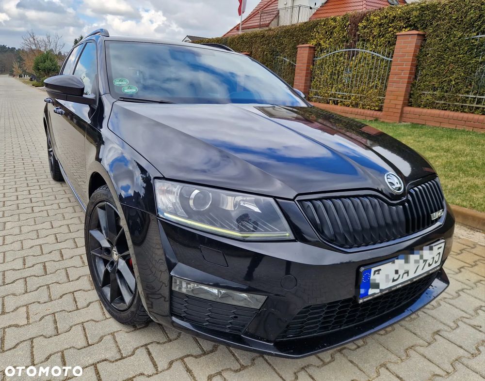 Skoda Octavia 2.0 TDI DSG RS - 2
