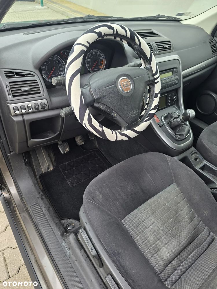 Fiat Croma 1.8 16V Active - 6