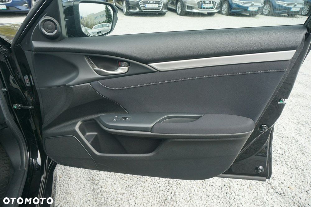 Honda Civic 1.5 T Elegance - 26