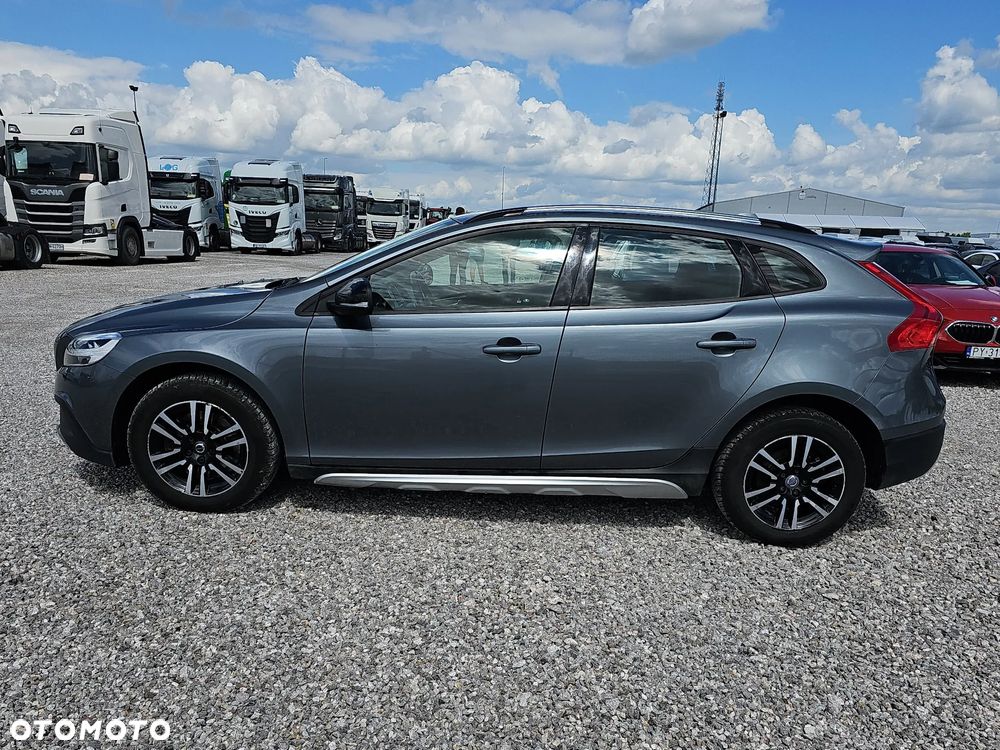 Volvo V40 T3 Drive-E Momentum - 8