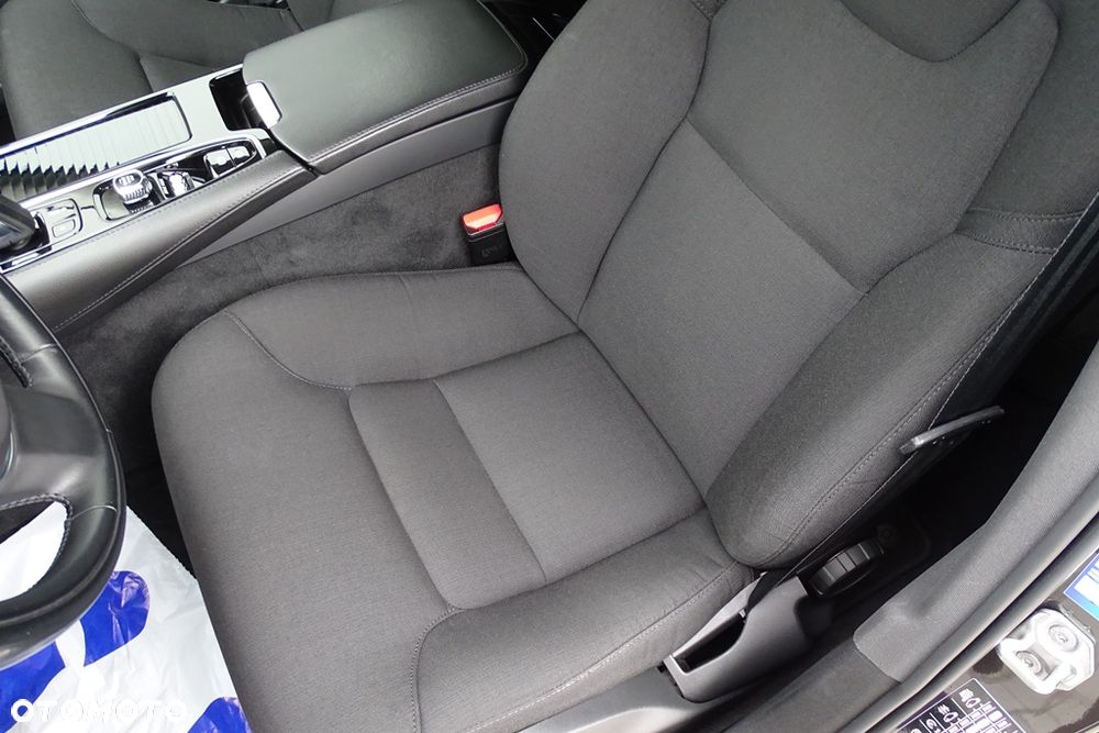 Volvo V60 T6 AWD Recharge Geartronic RDesign Expression - 20