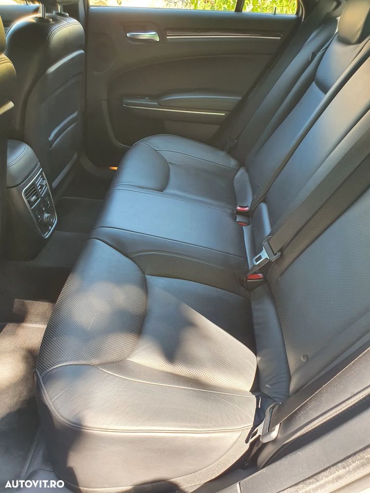 Lancia Thema 3.0 V6 CRD 24V Automatik Platinum - 4