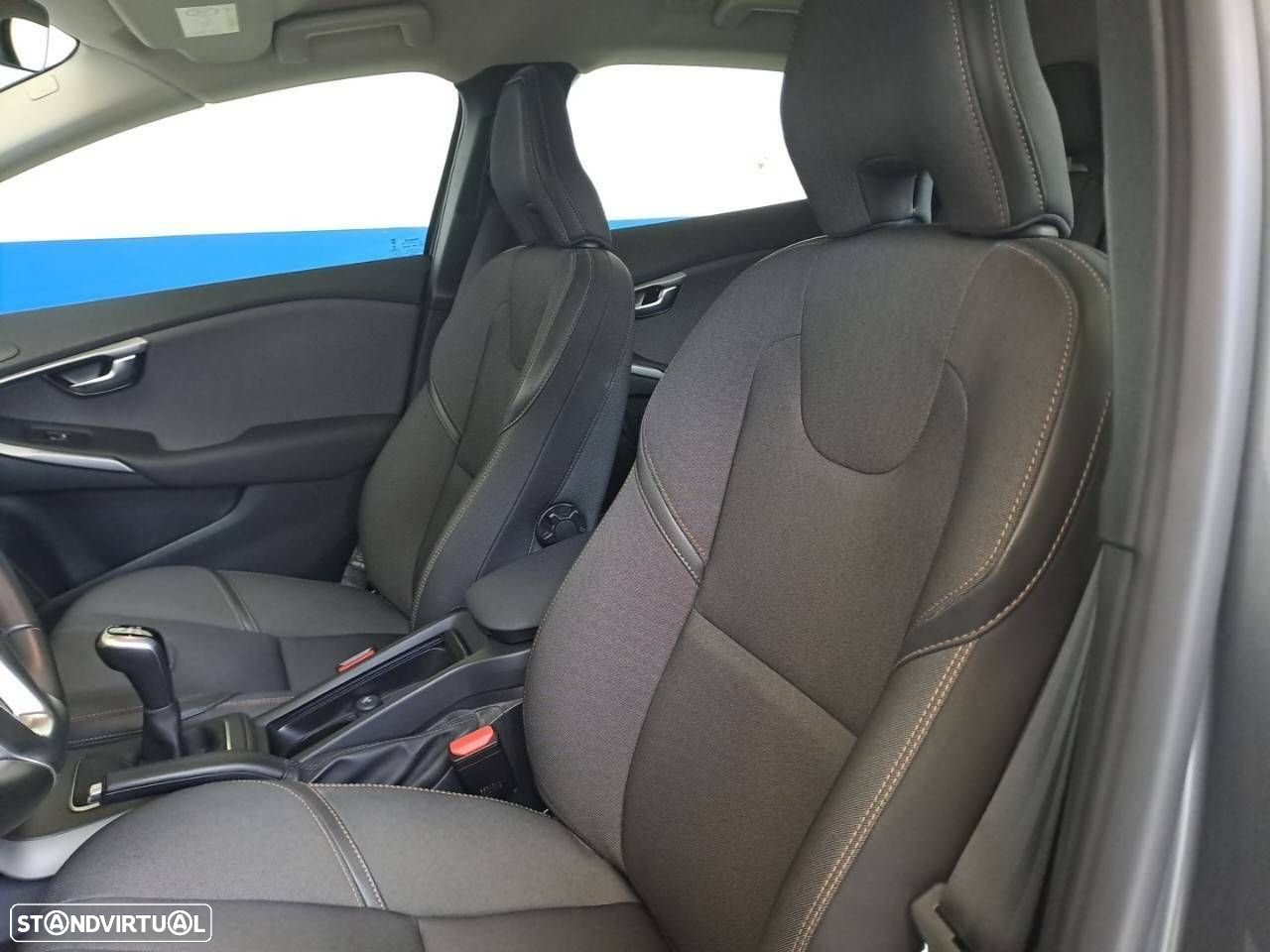 Volvo V40 - 9