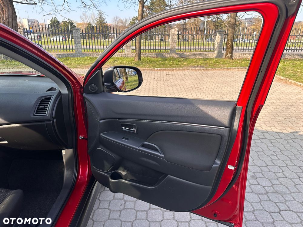 Mitsubishi ASX 1.6 DI-D 4WD Plus - 26