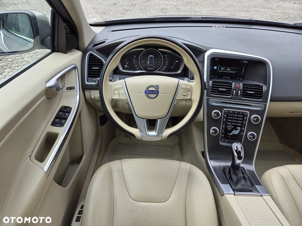 Volvo XC 60 T6 AWD Summum - 10