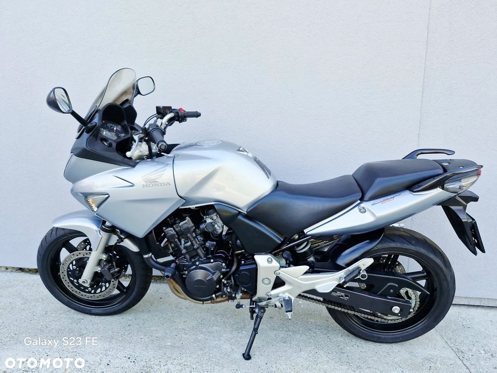 Honda CBF - 4