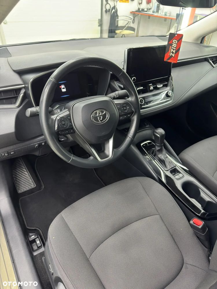 Toyota Corolla - 6