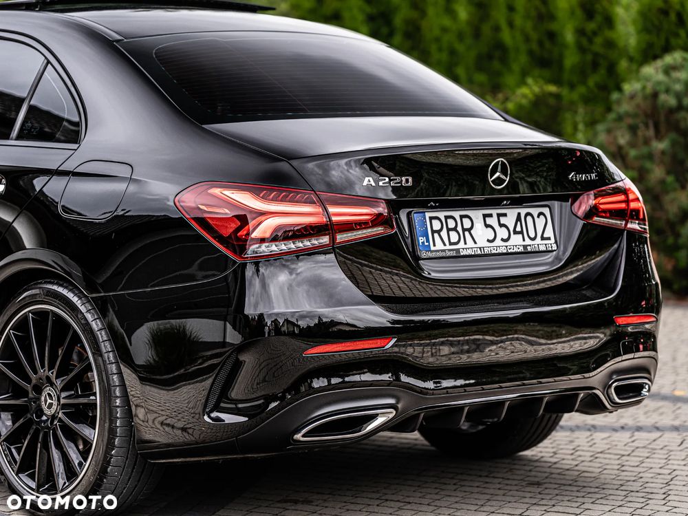 Mercedes-Benz Klasa A 220 4-Matic AMG Line 7G-DCT - 15