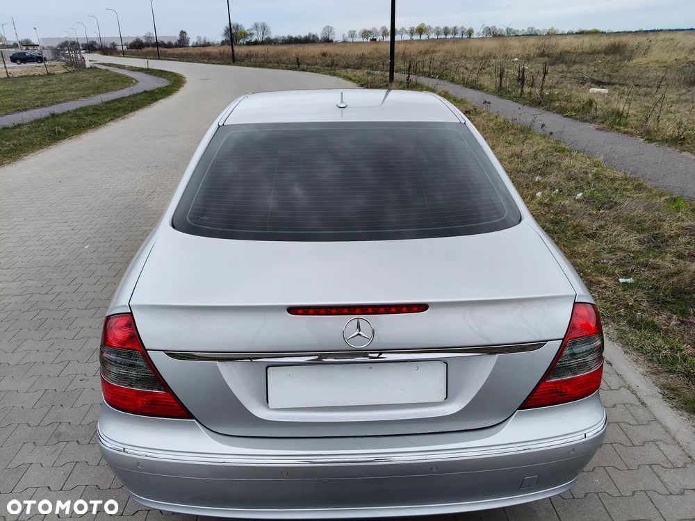 Mercedes-Benz Klasa E 200 Kompressor Elegance - 24