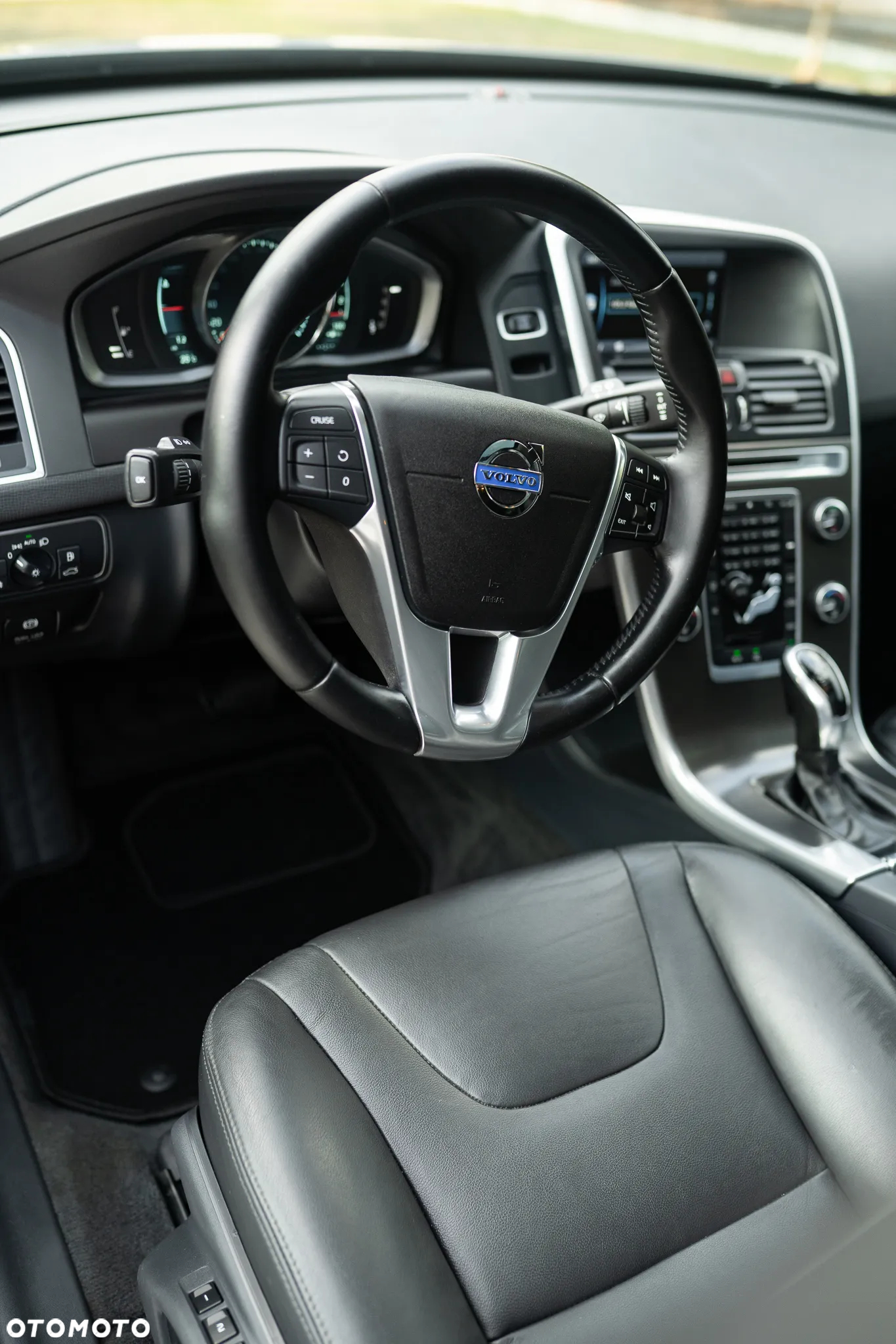 Volvo XC 60 T5 Drive-E Momentum - 13