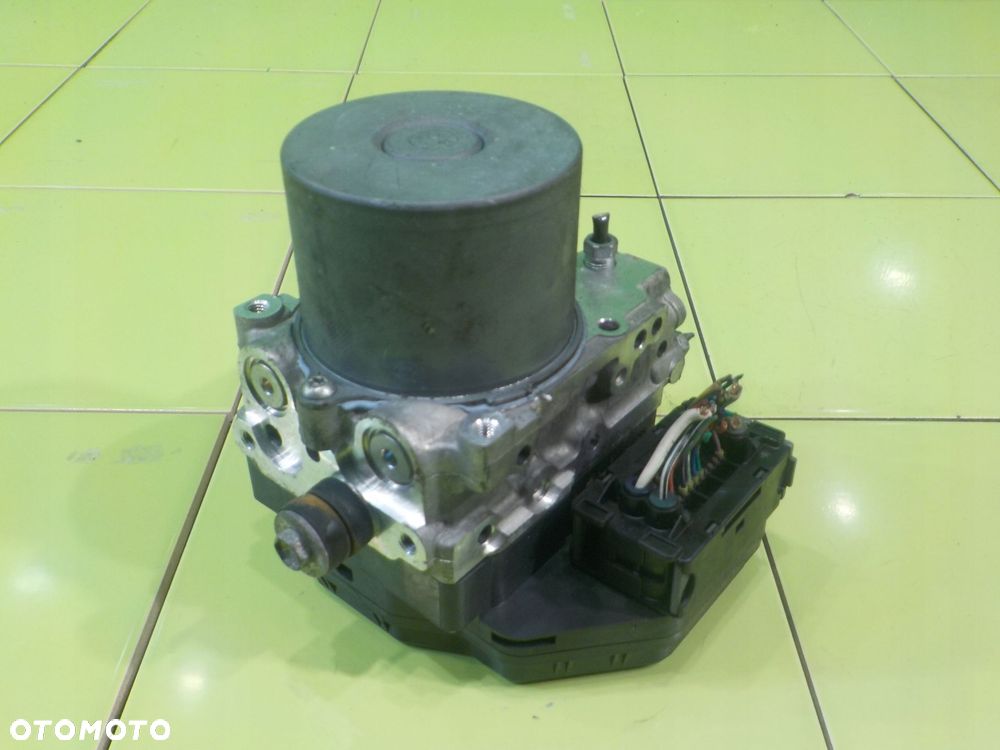 LEXUS IS II LIFT 2.5 B 10r SEDAN 4D pompa ABS 44540-53280 89541-53130 - 2