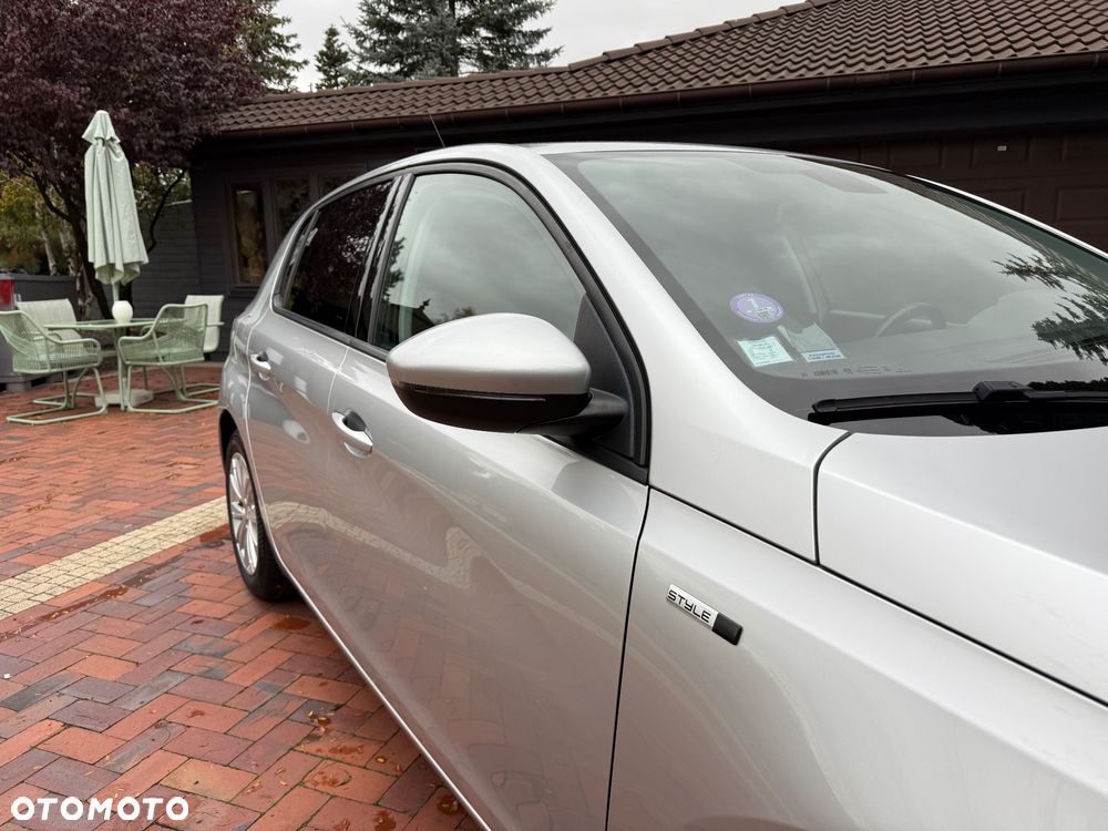 Peugeot 308 PureTech 110 Stop & Start Style - 26