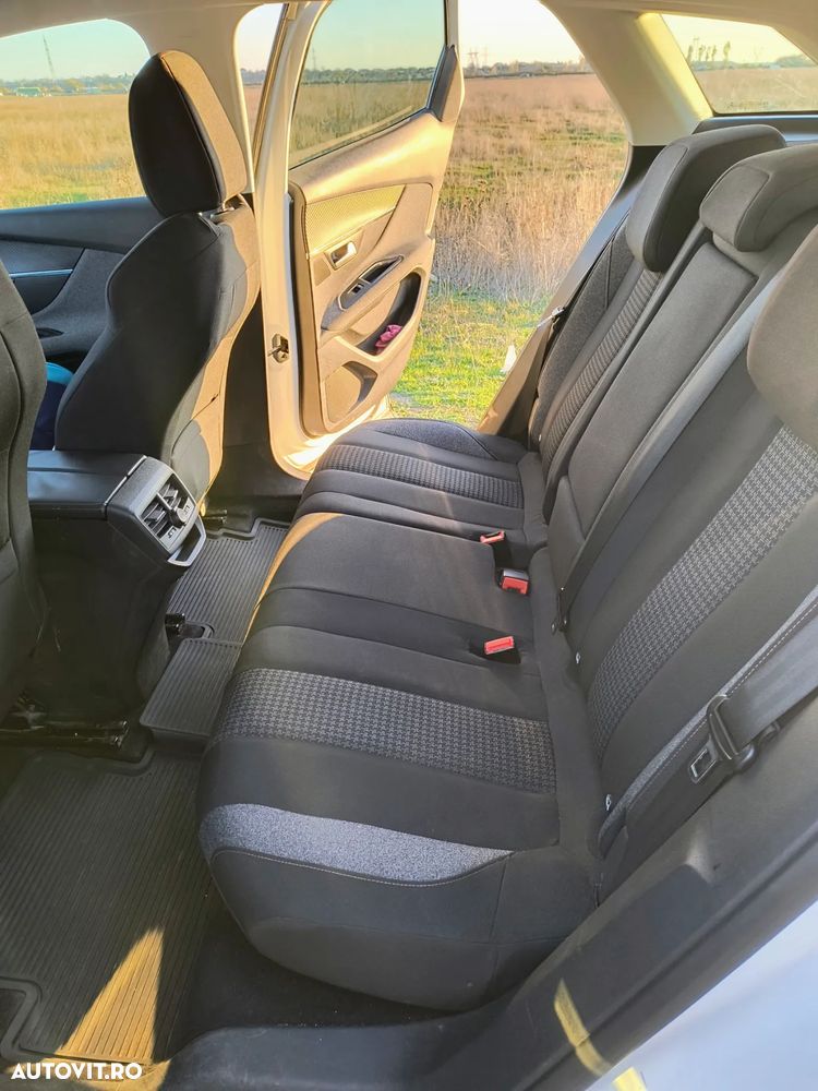 Peugeot 3008 1.6 BlueHDI S&S EAT6 Active - 17