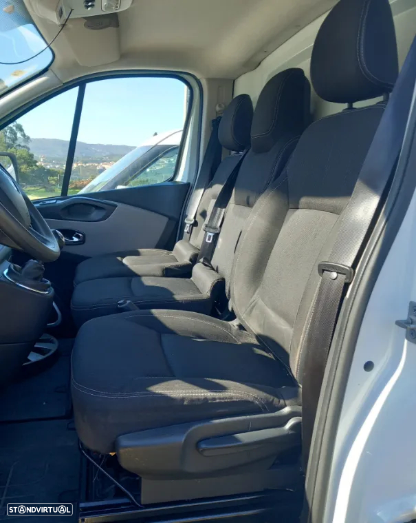Renault Trafic III 1.6DCi Ano 2017 Para Peças - 10